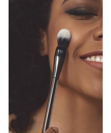 Buy #020 Small Blending Brush | Vegan K-Beauty Makeup Brush for Flawless Application - International Shipping Available - Buy Online on GoSupps.com