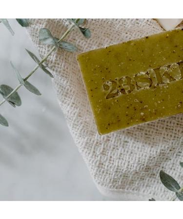 Exfoliating Seaweed Soap Bar | Natural Essential Oils & Organic Peppermint | Deep Cleansing Exfoliation for Men & Women - International Shipping Available - Buy Online on GoSupps.com