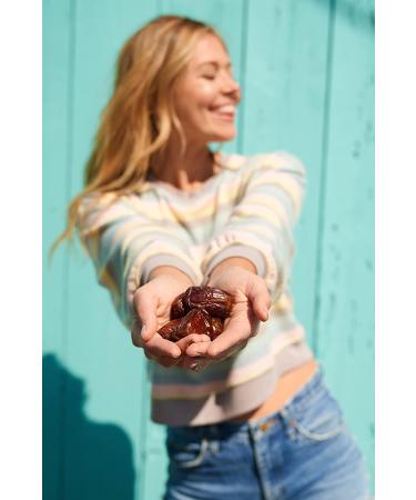 Joolies Organic Whole Medjool Dates | 2 lb Bulk Box | Fresh California Grown | Vegan, Gluten-Free, Paleo | No Sugar Added | Perfect Holiday Gift | Pack of 1 - Buy Online on GoSupps.com
