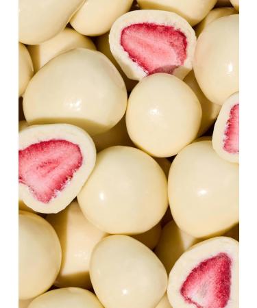  KoRo KoRo - Freeze-dried strawberries in white chocolate 1 kg - Chocolate meets fruit - Ideal snack - Crispy white chocolate coating - Buy Online on GoSupps.com