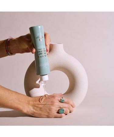  Maternatura Maternatura Shampoo Frequent washes with white tea protects the natural hydration of the hair organic beauty routine 7 days a week made in Italy - 250 ml - Buy Online on GoSupps.com