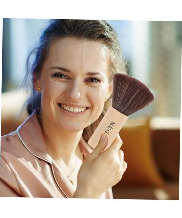 Beaupretty Record Cleaning Brush Short Handle Brush Cheekbone Blusher Face Brush Powder Brush Short Handle Makeup Brush Women Facial Brush Miss Make up Wooden Handle Foundation - Buy Online on GoSupps.com