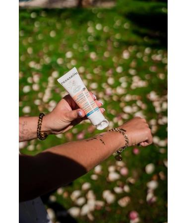  Pranar m Pranar m Irritated and Damaged Skin Repair Balm with Organic Essential Oils Cicarom Aromaderm 40 ml - Buy Online on GoSupps.com