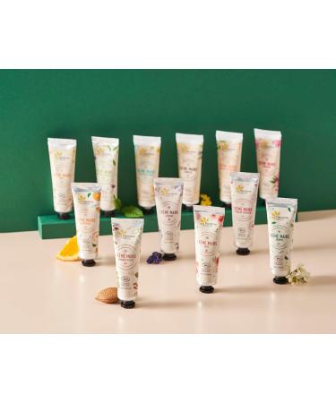 Fleurance Nature - Evasion Floral Hand Cream Set - Certified Organic Cosmos Ecocert- Gift Set for Women - 4x 30ml - Women's Beauty Box Bio-Orange Blossom-Tiara Flower-Peony-Vanilla-24651 - Buy Online on GoSupps.com