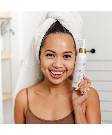 Refresh Daily Facial Cleanser for Oily & Sensitive Skin - Vegan Hypoallergenic Face Wash with Activated Charcoal & Vitamin C - Buy Online on GoSupps.com