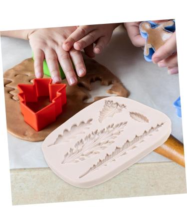 Alipis 4 Pcs Leaf Mold Baking Cakes Molds Candle Decor Candy Mold Xmas Fondant Molds Resin Molds Palm Multi-Function Fondant Mold Soap Silicone Molds DIY Clay Silica Gel White Small Cake - Buy Online on GoSupps.com