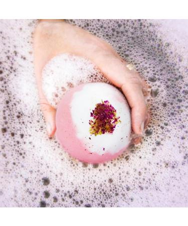 LASENTEUR Bath Bombs and Scented Candles Set Fizzy Bubbles Spa Bath Gifts for Her Mothers Day Gifts Candles Gifts for Women Birthday Gifts to Relax and Moisturize Skin - Buy Online on GoSupps.com
