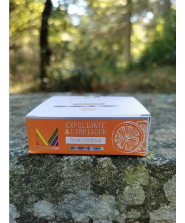 Cremas Multivitamin UNISEX GRAPEFRUIT SUGAR AND SALT FACIAL SCRUB 100 GR - Buy Online on GoSupps.com