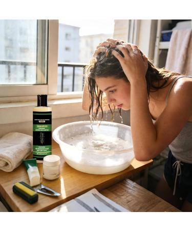  Generisch Volumizing shampoo for added hair volume and body - 100 ml - Anti-frizz cleanser to cleanse the scalp - Clarifying shampoo repairing moisturizing treatment scalp care - Buy Online on GoSupps.com