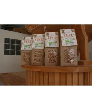 Organic Smooth White Chickpeas Sultano Variety Chickpeas Pack of 4 packs of 750 gr - Buy Online on GoSupps.com