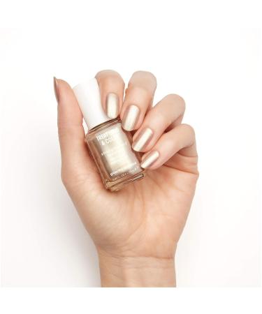 Esseness Treat Love & Color Nail Polish - Glow The Distance for Normal to Dry/Brittle Nails | 0.46 fl. oz. | International Shipping Available - Buy Online on GoSupps.com