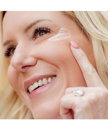 Renew Vegan Under Eye Serum | Dark Circles Puffiness & Aging Skin Relief | 0.5 oz - Buy Online on GoSupps.com