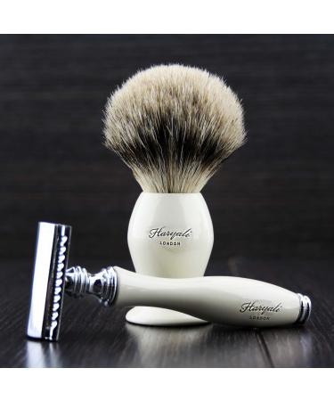 Double Edge Shaving Razor with Badger Hair Shaving Brush Kit by Haryali London