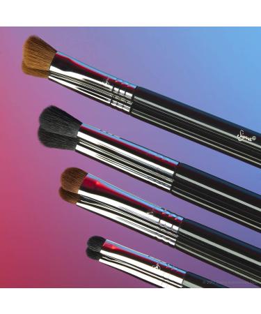 Sigma E21 - Smudge Brush | Precision Eye Makeup Brush for Flawless Blending | International Shipping Available - Buy Online on GoSupps.com