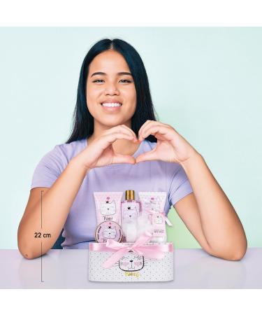 Accentra Princess Kitty Gift Set - 7-Part Shower Set for Girls & Women | Bubble Bath Peeling Shower Gel Body Lotion & More in Strawberry & Vanilla - Perfect Gift Box - Buy Online on GoSupps.com
