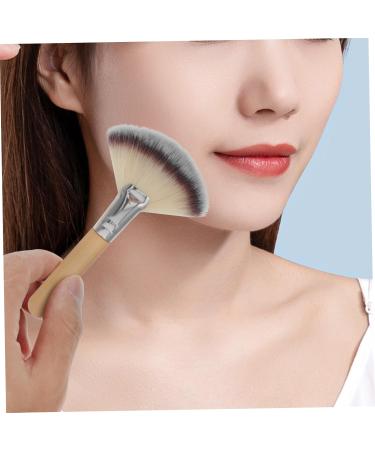 FRCOLOR 16 Pcs Loose Powder Brush Set | Makeup Brush Set for Setting Powder Concealer & Facial Blending | Soft Wood Fan Brushes for Flawless Makeup - Buy Online on GoSupps.com