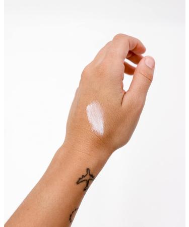 NUURA Care NUURA Facial Sunscreen Stick SPF High Protection for Face and Sensitive Areas Covers Imperfections and Evens Skin Tone Suitable for the Whole Family 18ml - Buy Online on GoSupps.com