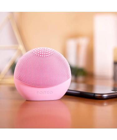 FOREO LUNA fofo Smart Facial Cleansing Brush and Skin Analyzer - Pearl Pink - Buy Online on GoSupps.com