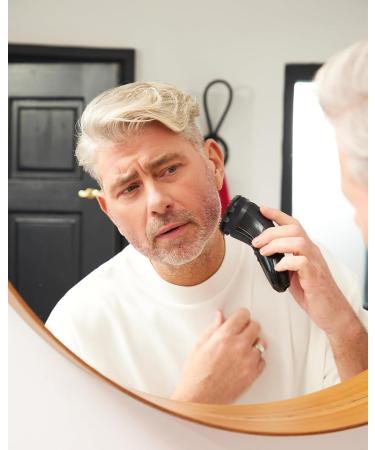Remington R4 Electric Razor for Men - Wet & Dry Shaving Comfortable Trimmer EU Version - Buy Online on GoSupps.com