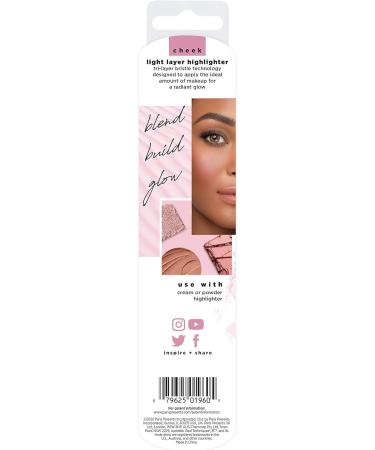 Real Techniques Light Layer Highlighter Makeup Brush - Best for Cream & Powder Highlighter | International Shipping - Buy Online on GoSupps.com