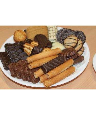 Delacre 5xSpecial Edition Christmas Tea Time Pack Biscuit Mix (5x1000g metal box) - Buy Online on GoSupps.com