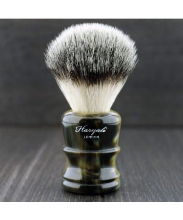 Haryali London men's shaving brush with silver hair bristles