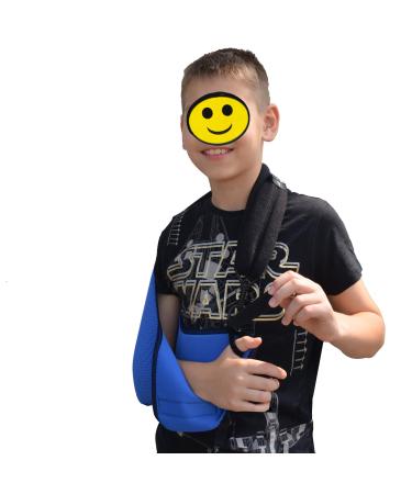4DflexiSPORT Arm Sling Adult (S blue/navy trim) Feel Safe Easy to Fit Cooling Fabric Technology Fits R or L. S Blue/Navy