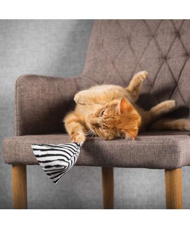 CanadianCat Company | Set of 3 Mini Pyramids | Black-White Catnip Pillows for Cats - Cuddly & Fun - Buy Online on GoSupps.com