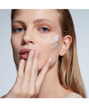 NEWWELL Whitening Cream pigment spots remover face whitening cream with vitamin E and hyaluronic acid 50 ml - Buy Online on GoSupps.com