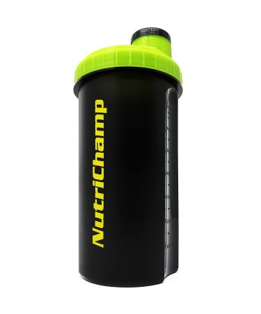 NUTRICHAMP protein shaker with screw cap 700 ml - protein Shaker - BPA free and leak -proof - Fitness Shaker for lump -free protein shakes and sports drinks
