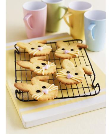  Nesquik Nesquik Preparation of Banana Milkshake 300g - Buy Online on GoSupps.com