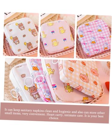 Compact Period Storage: Healeved 20 STK Aunt Towel & Tampon Holder - Travel-Friendly Hygiene Bag for Teens - Buy Online on GoSupps.com