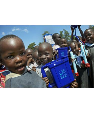 LifeStraw Family 1.0 Portable Gravity Water Purifier for Emergency Preparedness and Camping - Buy Online on GoSupps.com