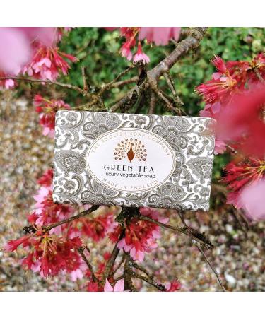 Buy Vintage Wrapped Shea Butter Soap - Green Tea (200g) | The English Soap Company - International Shipping Available - Buy Online on GoSupps.com