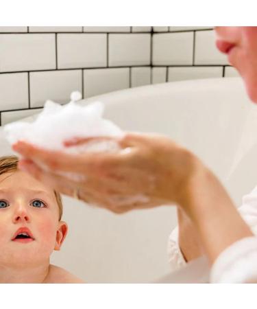 Biolane - 2 in 1 BIO washing gel - Gently cleanses baby's body and hair - 500 ml Packaging may vary - Buy Online on GoSupps.com