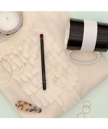 KUBERA Eye Definer Makeup Brush | Vegan & Cruelty-Free | Blending Shading & Highlighting Brush | 100% Synthetic Hair | Professional Eyeshadow Application - Buy Online on GoSupps.com