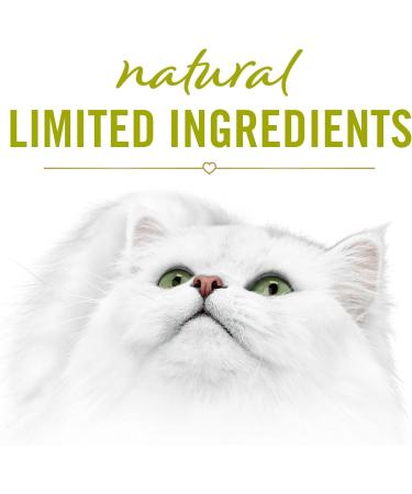 Fancy Feast Savoury Puree Naturals Cat Treats Natural Chicken - 10 g x 4 Sachet (30 Pack) - Buy Online on GoSupps.com