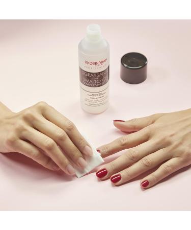 Buy Deborah Milano Professional Half-Permanent Nail Polish No. 09 Cyclamen - Long-Lasting Clumsy Effect 4.5 ml Violet Blue for Shiny Nails International Shipping Available - Buy Online on GoSupps.com
