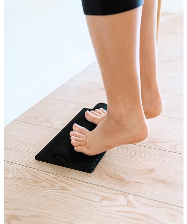 Fasciitis Fighter Round 2- Strong feet are Happy feet.  Black - Buy Online on GoSupps.com