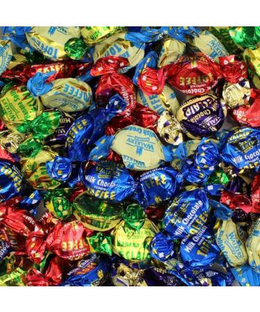 Assorted Toffees & Eclairs 225g Sweet Pouch
