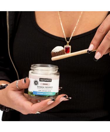 Natural plastic-free toothpaste. Vegan and organic ingredients (Peppermint and Wintergreen flavor) - Buy Online on GoSupps.com
