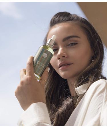 Hairworthy 100% Pure Organic Cold-Pressed Castor Oil for Hair Growth, Eyelashes & Eyebrows - Hexane-Free Premium Oil with Applicator Kit - Buy Online on GoSupps.com