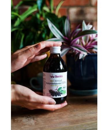 Buy Organic Cold-Pressed Berries Polska Elderberry Juice - 250ml | No Sugar Dyes GMOs Preservatives - Vegan & Vegetarian - Buy Online on GoSupps.com