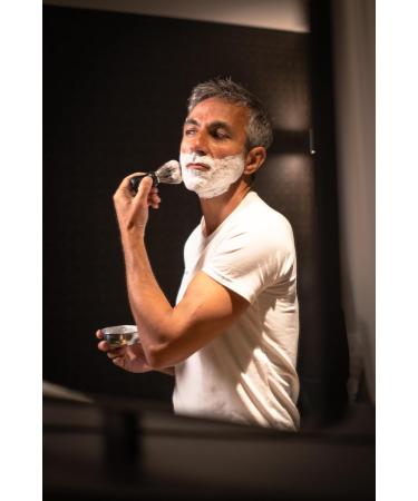  Emporio Del Uomo By T. 1967 Emporio Del Uomo Shaving Cream Moisturising & Nourishing Shaving Cream for Men | With Sweet Almond Oil & Menthol | For a Soft and Comfortable Shave | 250 ml / 1000 ml (1000 ml) - Buy Online on GoSupps.com