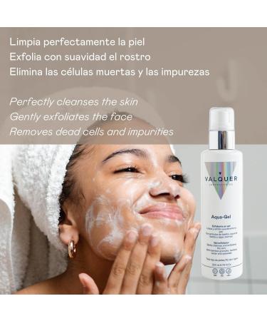 Aqua-gel facial scrub from Valquer Laboratories. With bamboo granules. Moisturizing anti-aging antioxidant and purifying. All skin types - 200 ml - Buy Online on GoSupps.com