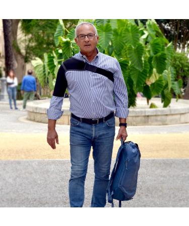 Sports Therapy Shoulder Bandage - Dual-Sided Neoprene Support for Men & Women | Certified Medical Device | Breathable & Comfortable Orthosis - Buy Online on GoSupps.com