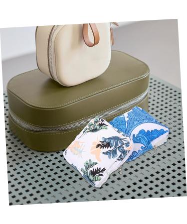 Shop Gleavi Sustainable Period Bag | Multi-functional Pocket for Pads & Tampons | Eco-friendly Travel Makeup Bag - Buy Online on GoSupps.com