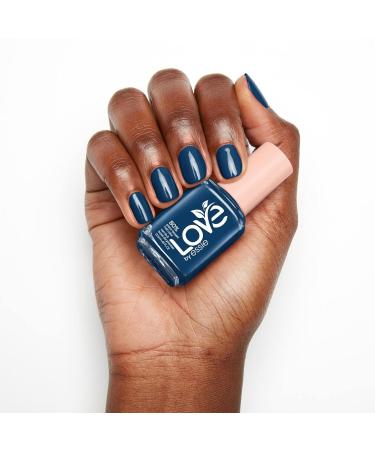 Essie Long-Lasting Nail Polish No. 190 Walking the Walk - Vegan Creamy Finish Quick Dry 13.5 ml - Buy Online on GoSupps.com