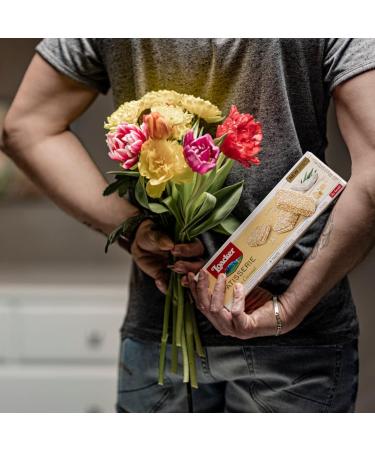 Loacker Patisserie White Coconut Wafers - Delicious White Chocolate Wafers With Coconut Cream - Mouth-Filling Consistency - Sweet Gift for Everyone - 12 x 100 grams - Buy Online on GoSupps.com