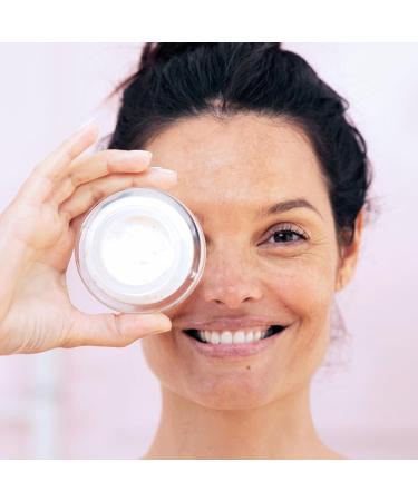 Buy SVR C20 Biotic 50ml - Enhanced Skin Radiance & International Shipping Available! - Buy Online on GoSupps.com